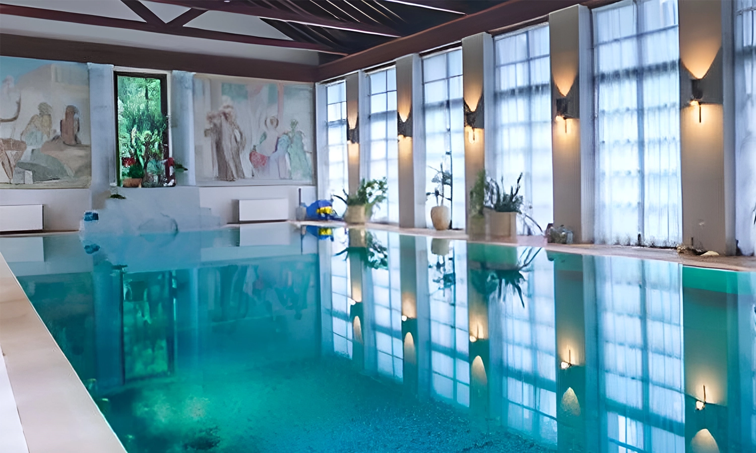 indoor temp control pool